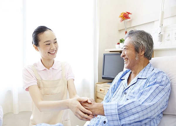 học điều dưỡng ra làm gì